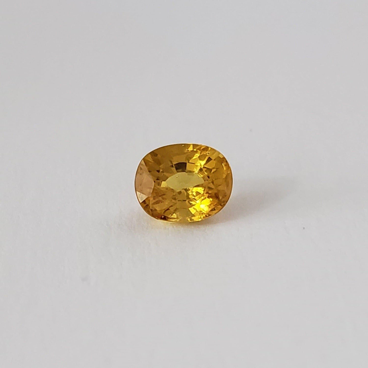  Sapphire | Oval Cut | Canary Yellow | 6x5mm 0.92ct 