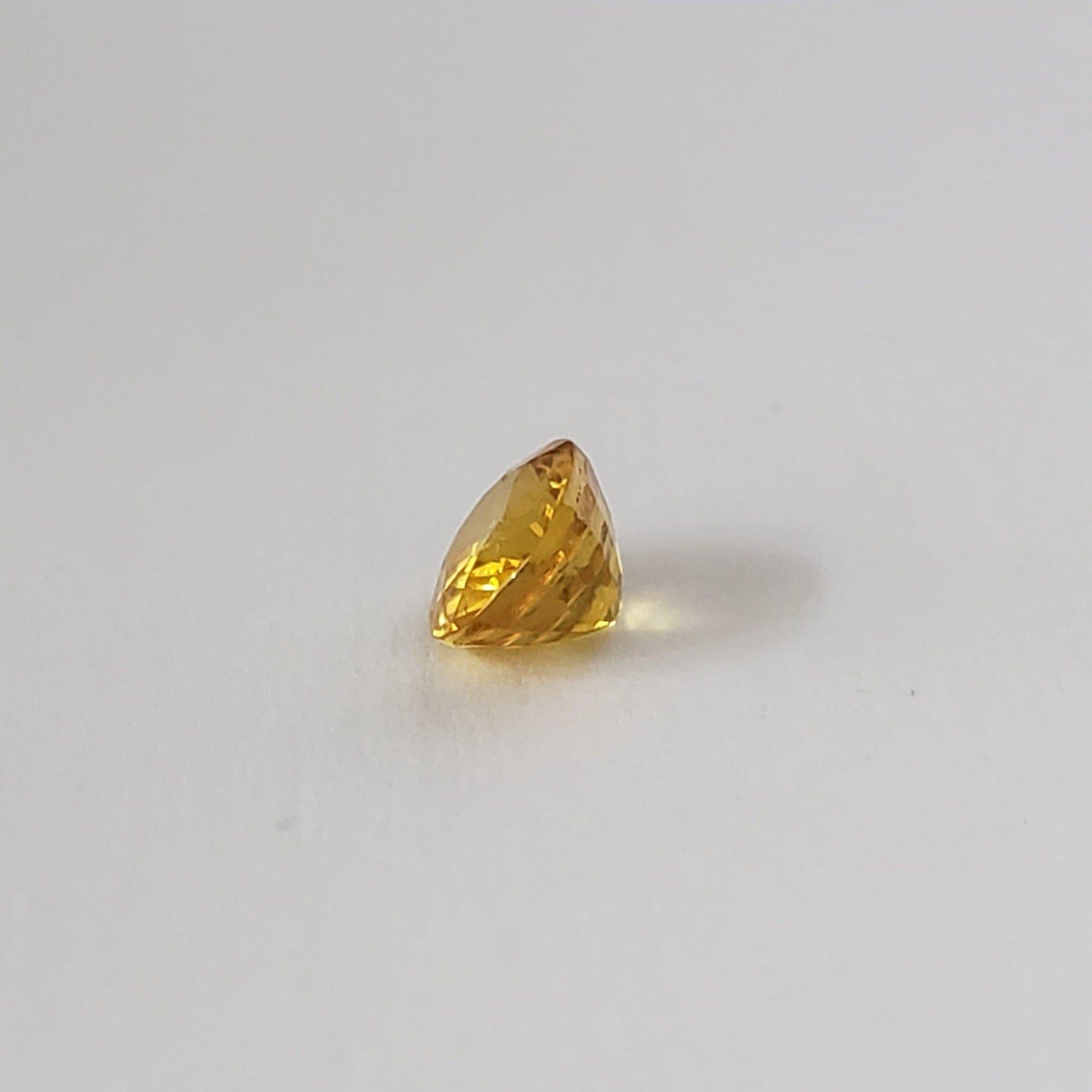  Sapphire | Oval Cut | Canary Yellow | 6x5mm 0.92ct 1