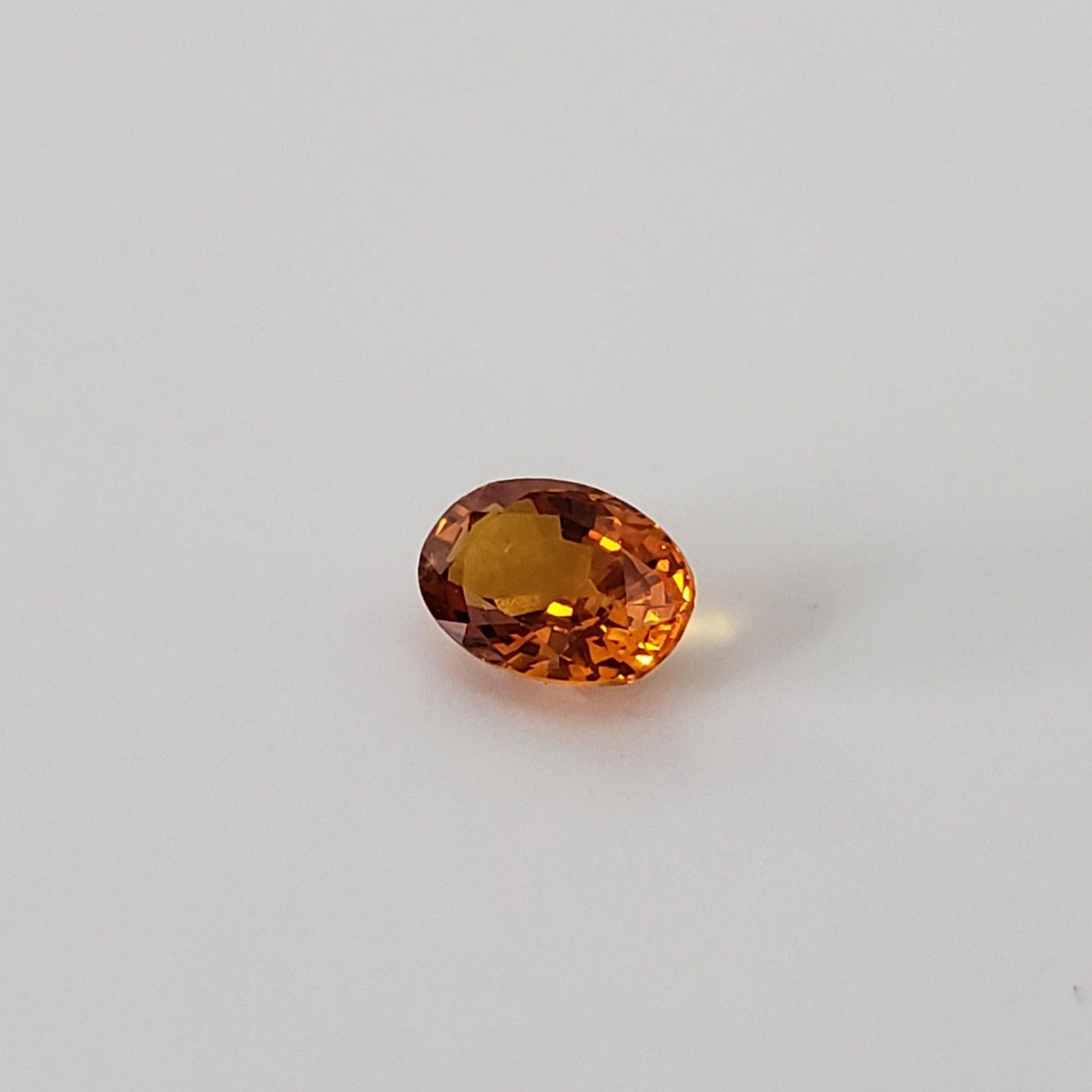  Sapphire | Oval Cut | Golden Orange | 6x4mm 