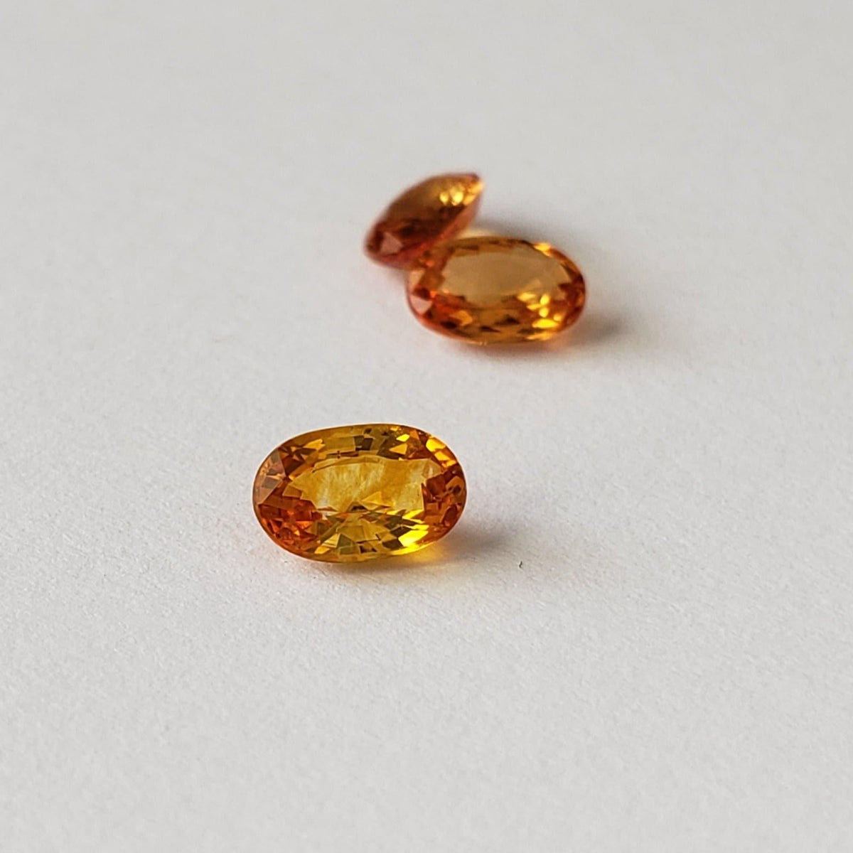  Sapphire | Oval Cut | Golden Yellow | 6x4mm 