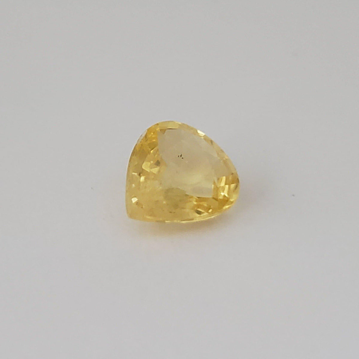  Sapphire | Pear Shape Cut | Yellow | 8.4x7.3mm 1.9ct 1
