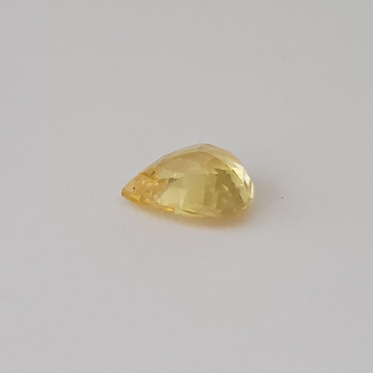  Sapphire | Pear Shape Cut | Yellow | 8.4x7.3mm 1.9ct 3