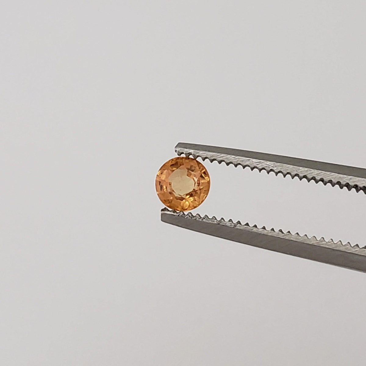  Sapphire | Round Cut | Orange Gold | 3.5mm .25ct | SO24 3