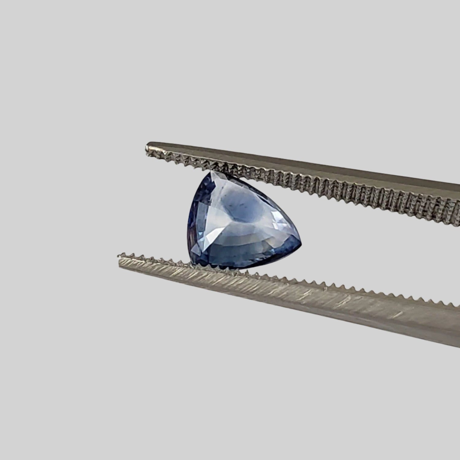  Sapphire | Unheated Sapphire | Trilliant Cut | Blue | 7x6.2mm 0.97ct 1