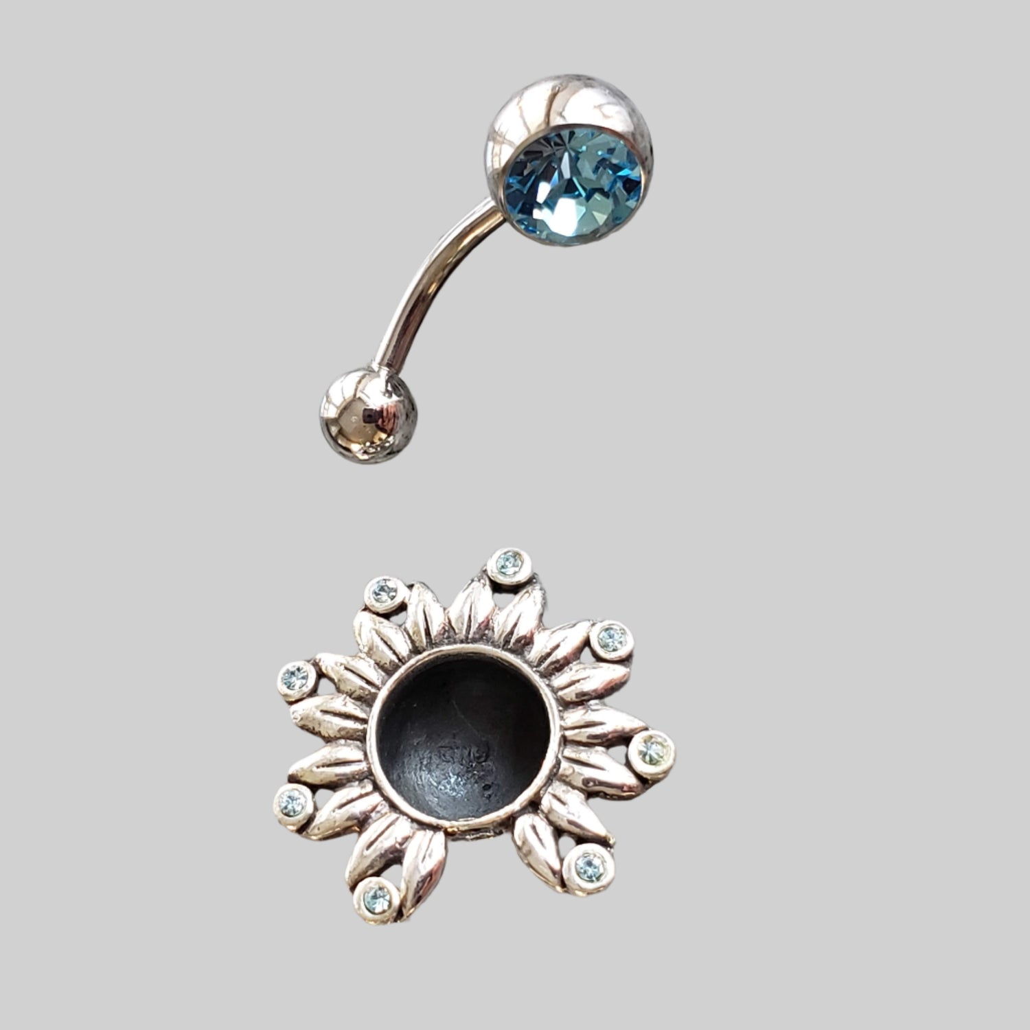  Silver Body Jewelry | Flower Belly Ring with Navel Shield | Surgical Steel and 925 Silver | Aquamarine Crystal 1