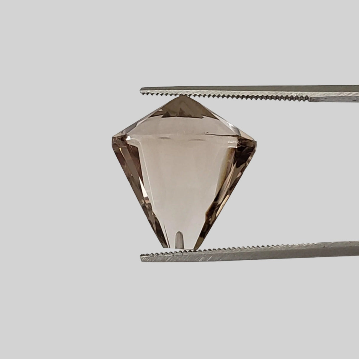  Smoky Quartz | Double Sided Kite Shape Cut | Half Drilled | 17x16mm 9.2ct 