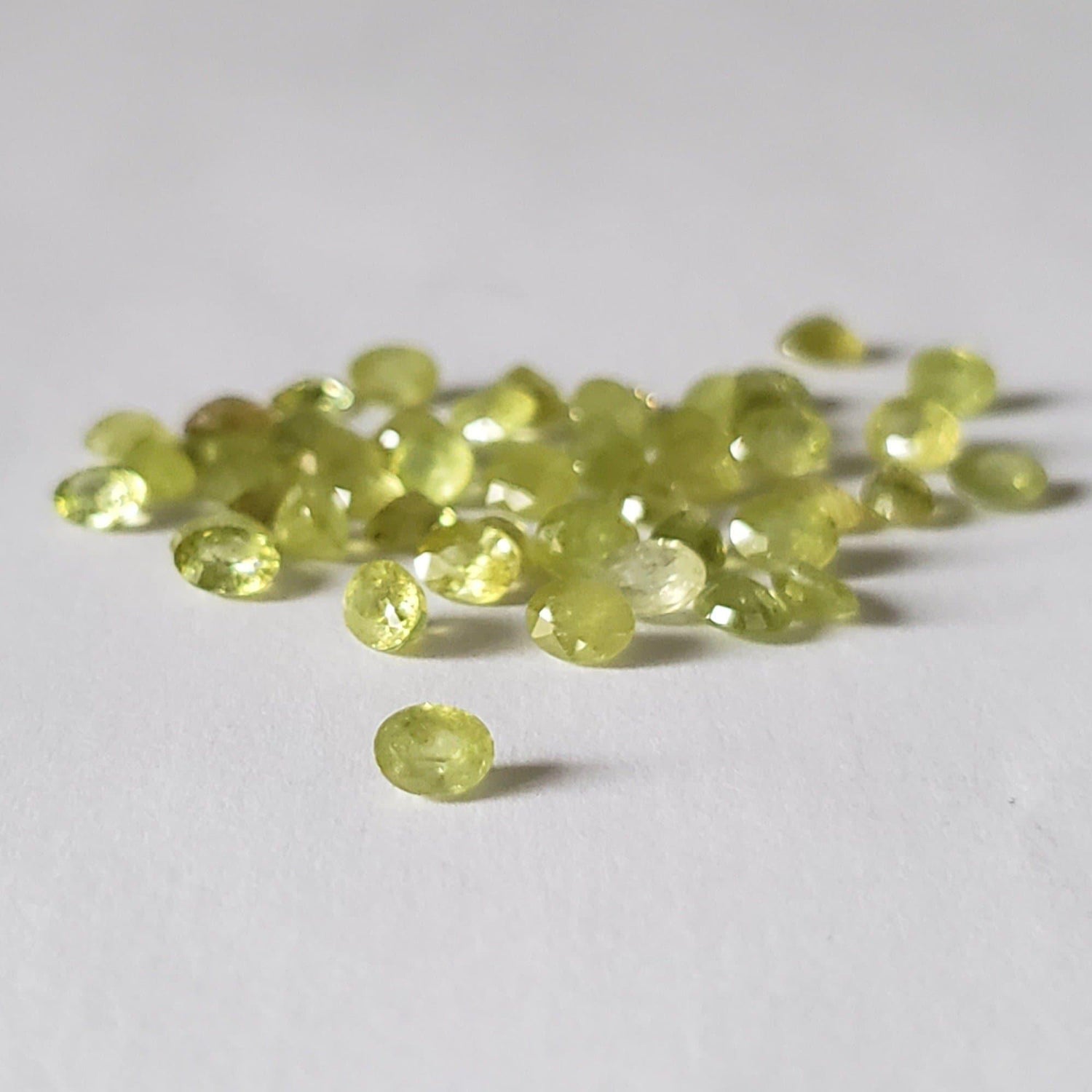  Sphene | Oval Cut | Lime Green | 4x3mm 