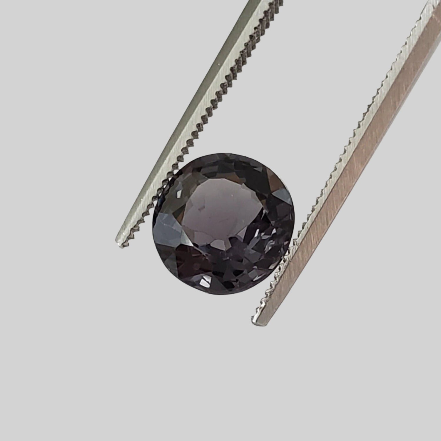  Spinel | Oval Cut | Deep Gray | Natural | 8x7.7mm 1.94ct 