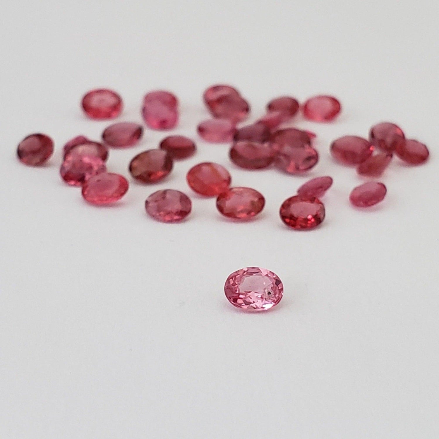  Spinel | Oval Cut | Red | 4x3mm 1