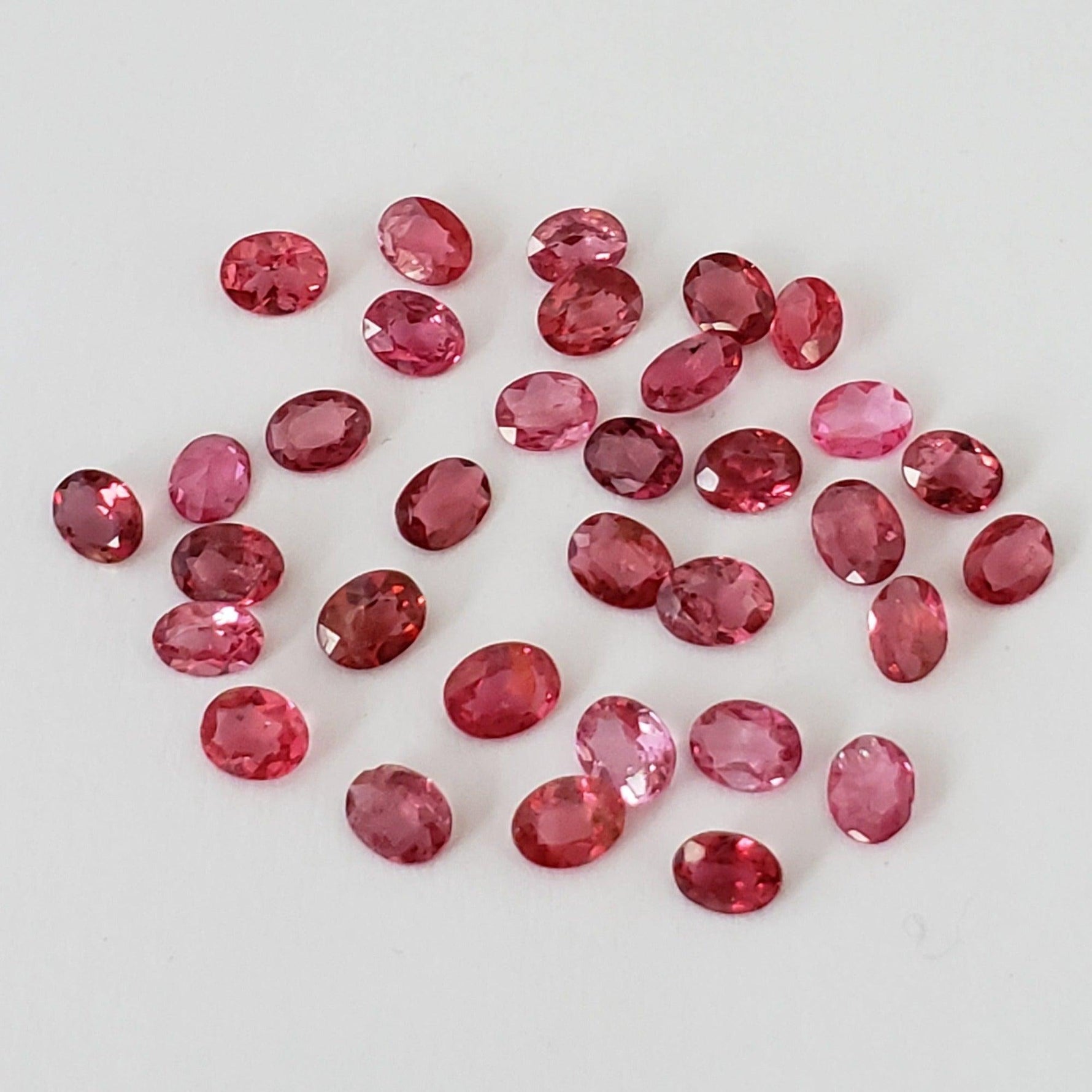  Spinel | Oval Cut | Red | 4x3mm 2