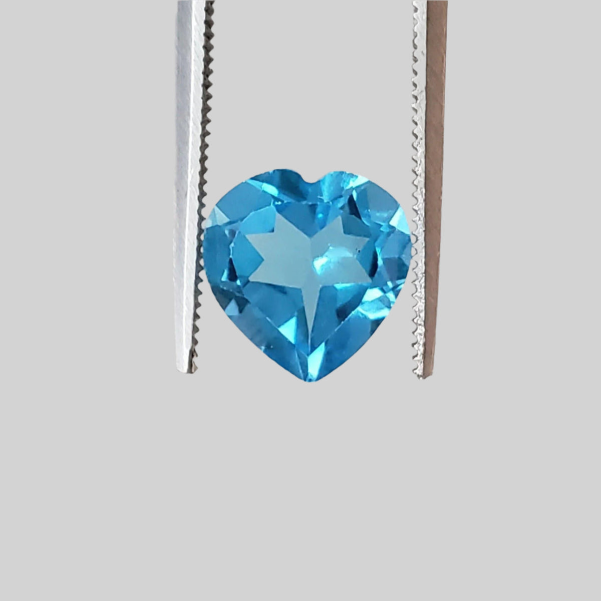  Topaz | Heart Shape Cut | Swiss Blue | 9mm 2.97ct SO24 