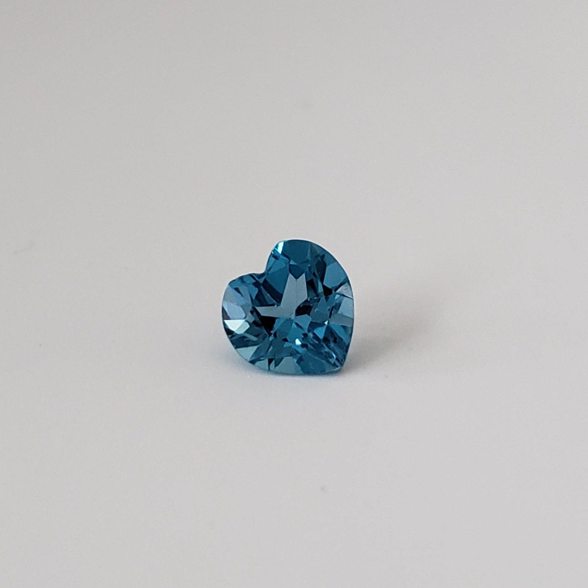  Topaz | Heart Shape Cut | Vibrant London Blue | 7mm 1.48ct | SO24 1
