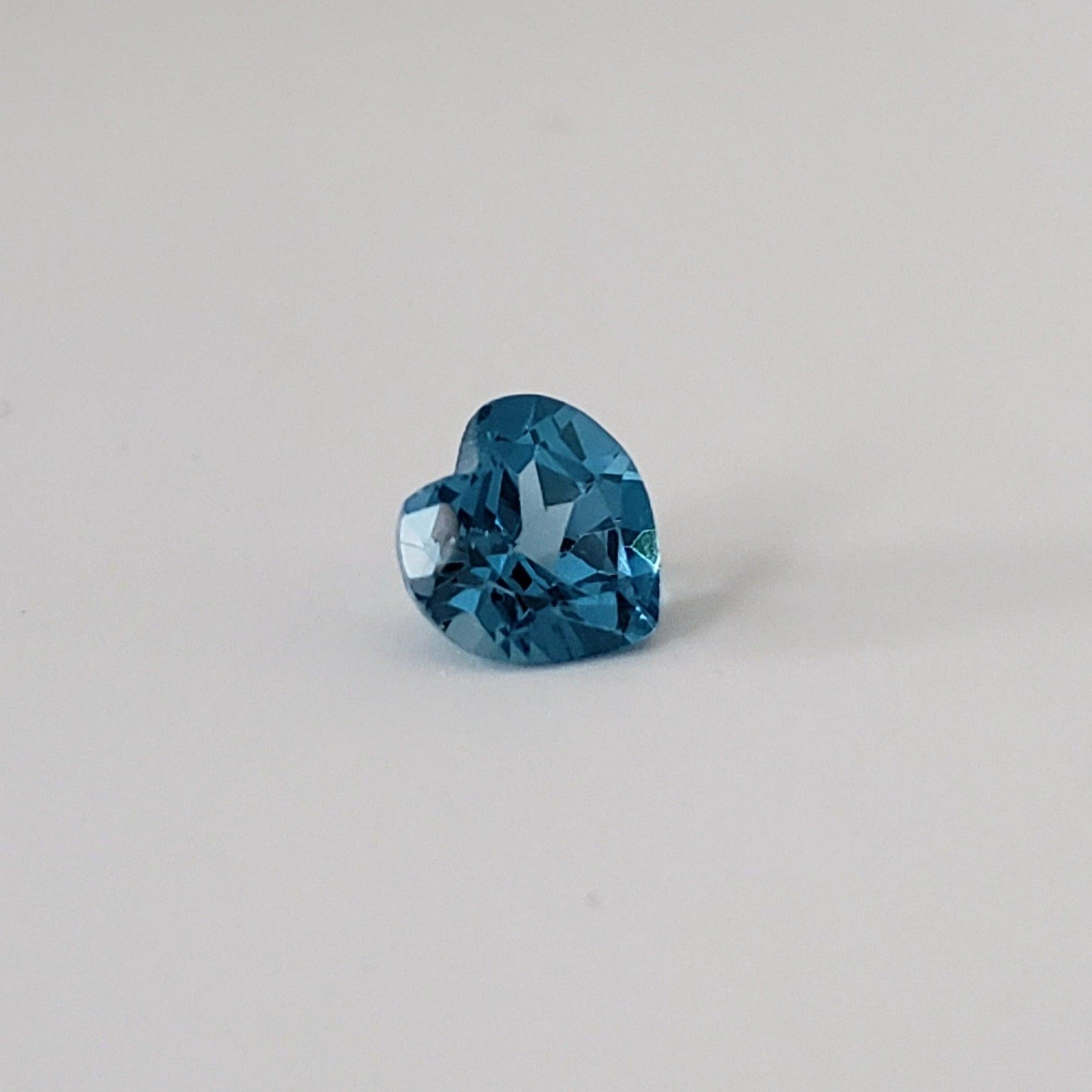  Topaz | Heart Shape Cut | Vibrant London Blue | 7mm 1.48ct | SO24 4