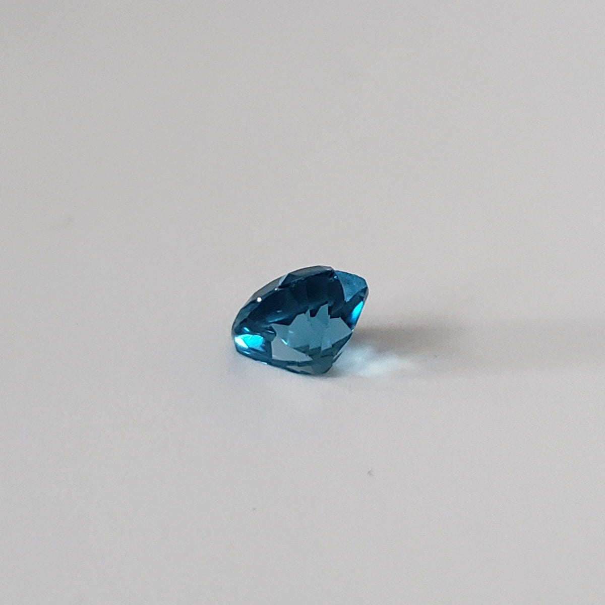  Topaz | Heart Shape Cut | Vibrant London Blue | 7mm 1.48ct | SO24 5