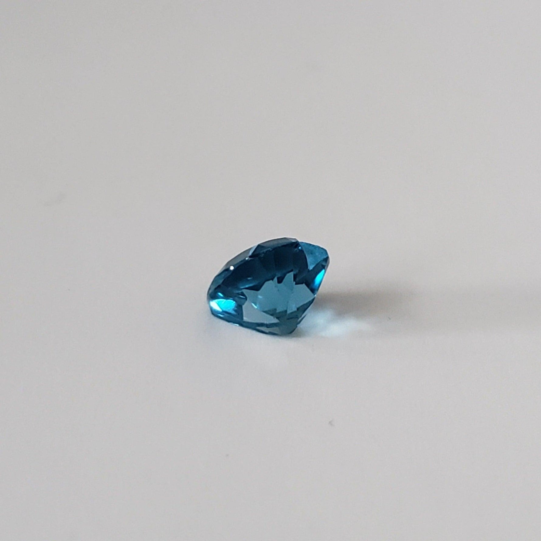  Topaz | Heart Shape Cut | Vibrant London Blue | 7mm 1.48ct | SO24 5