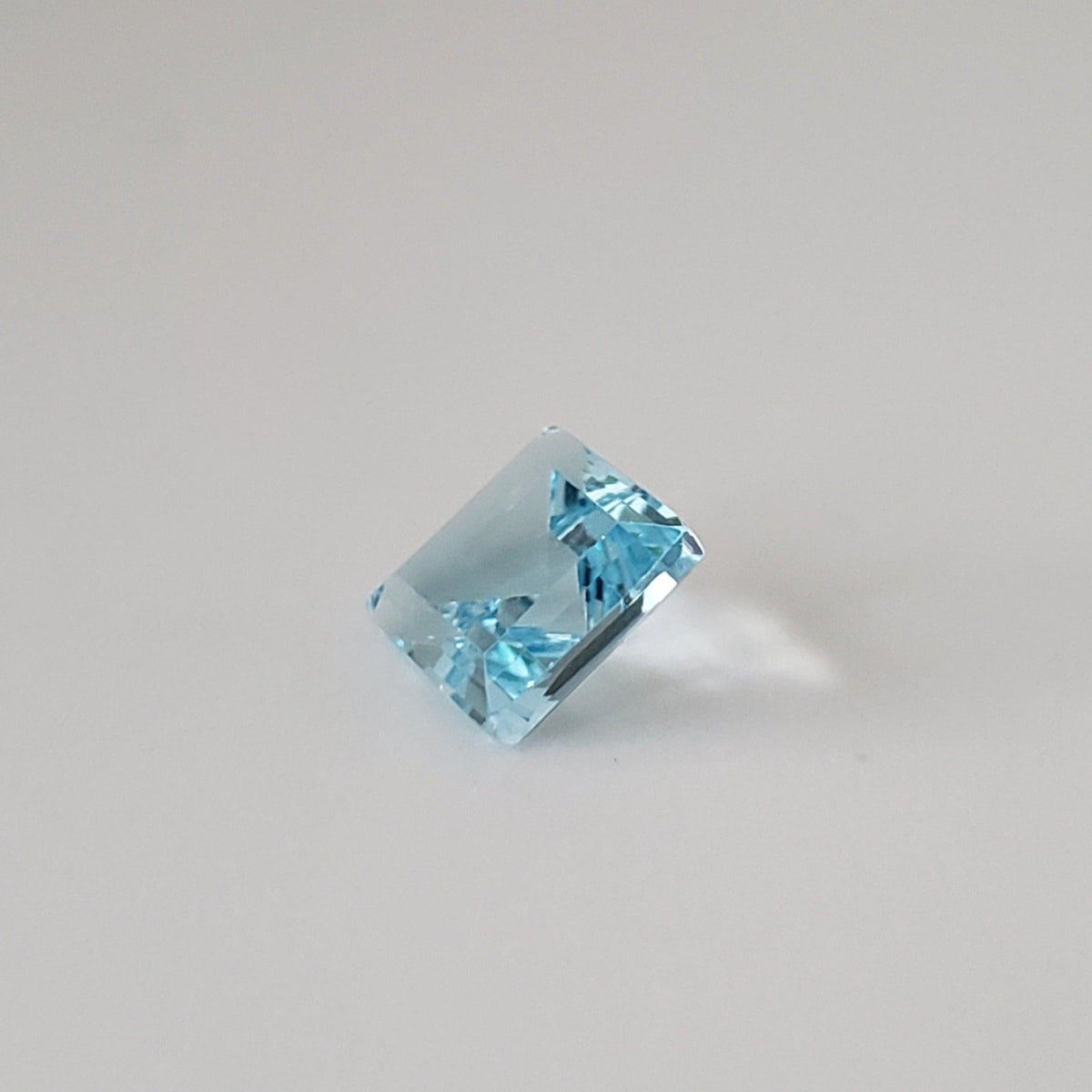  Topaz | Square Cut | Sky Blue | 8mm 2.6ct 4