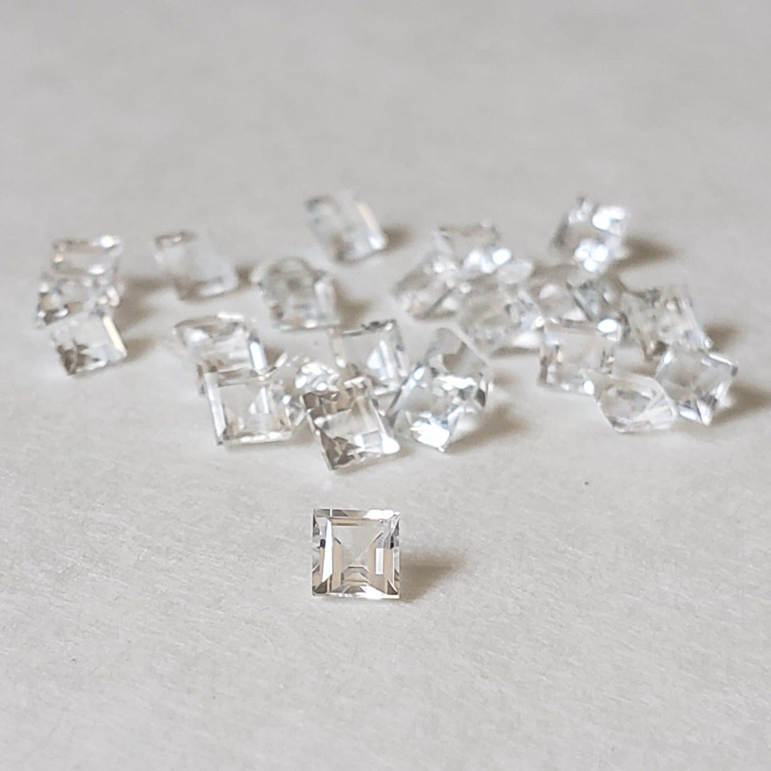  Topaz | Square Cut | White | 3mm 