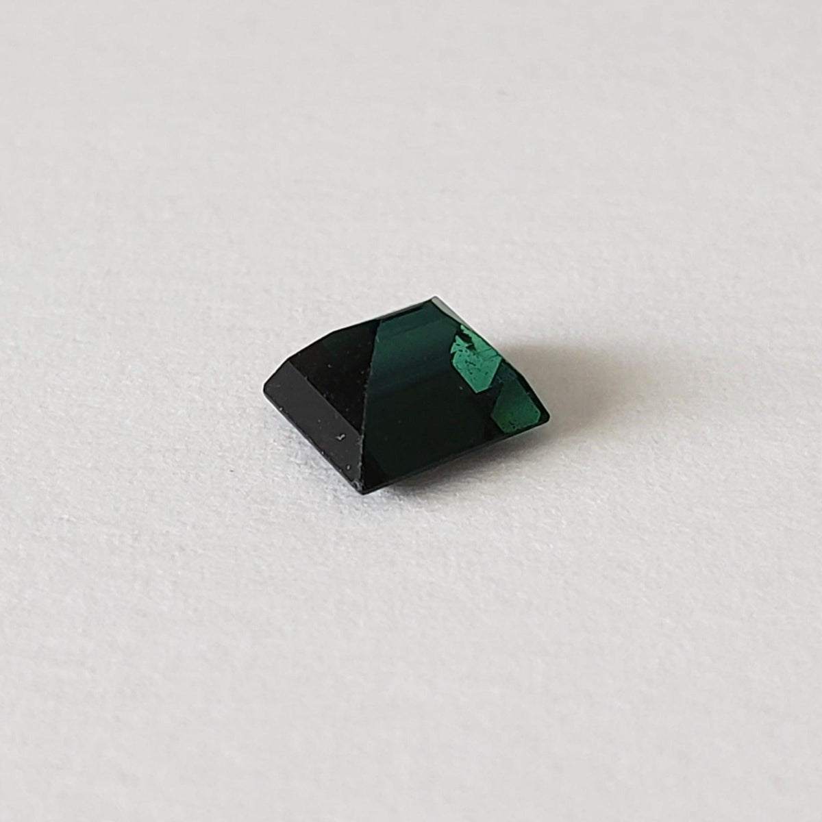 Tourmaline | Baguette Cut | Dark Neon Green | 5.7x5.1mm 0.93ct 6