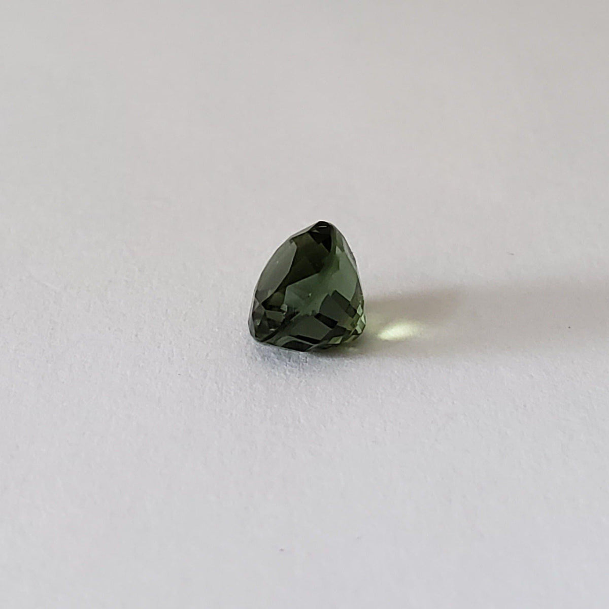  Tourmaline | Oval Cut | Neon Green | 8x6.5mm 1.93ct 3