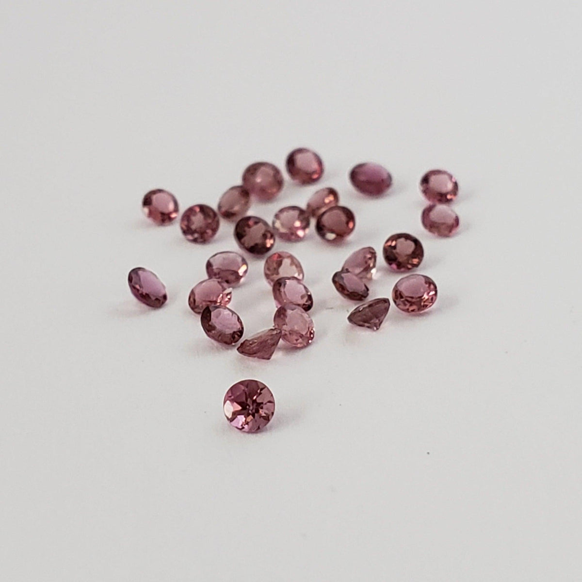  Tourmaline | Round Cut | Hot Pink | 2.5mm 
