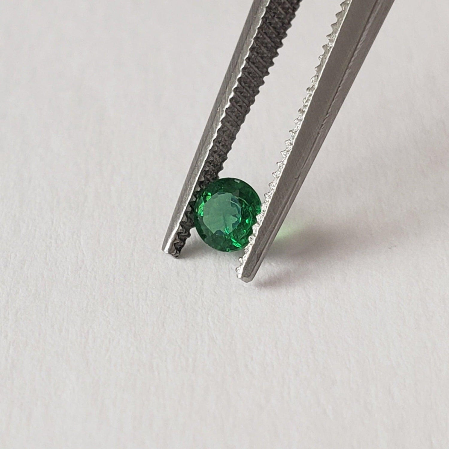  Tsavorite | Round Cut | Emerald Green | 3.5mm 0.20ct | Africa | SO24 