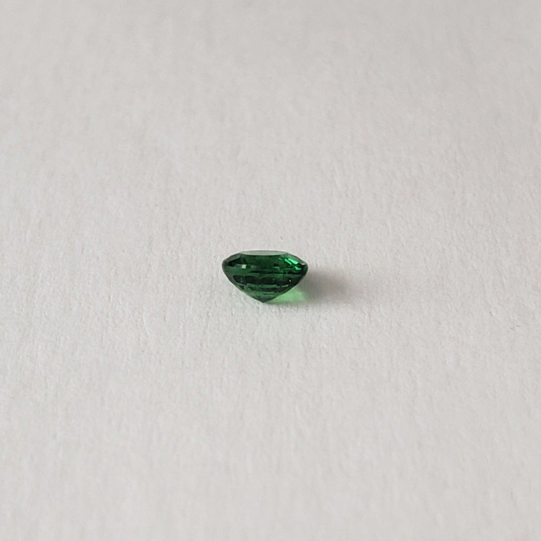  Tsavorite | Round Cut | Emerald Green | 3.5mm 0.20ct | Africa | SO24 3