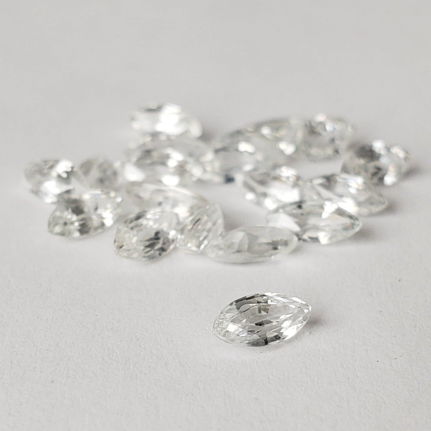  Zircon | Marquise Cut | White | 7x3.5mm | SO24 