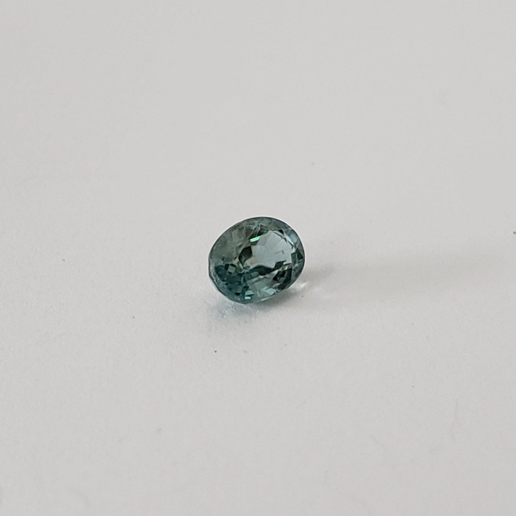  Zircon | Oval Cut | Blue | 6x4mm 0.85ct | Cambodia 2