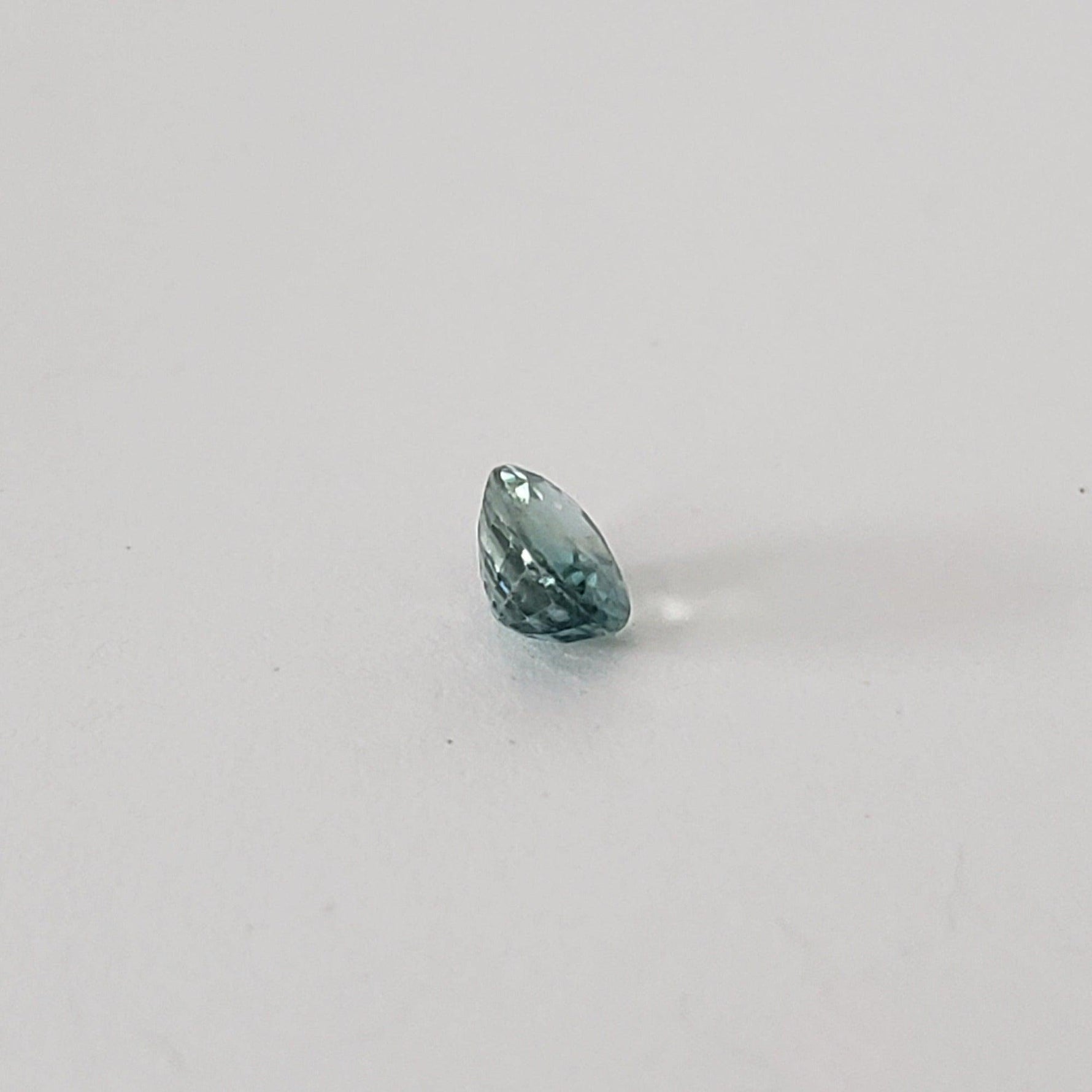  Zircon | Oval Cut | Blue | 6x4mm 0.85ct | Cambodia 3
