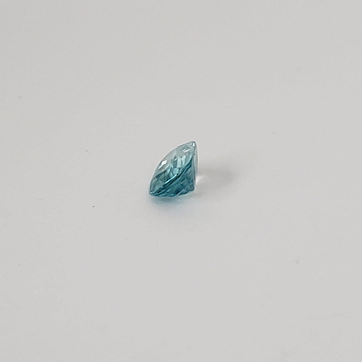  Zircon | Oval Cut | Blue | 8x5.6mm 1.85ct | Cambodia 6