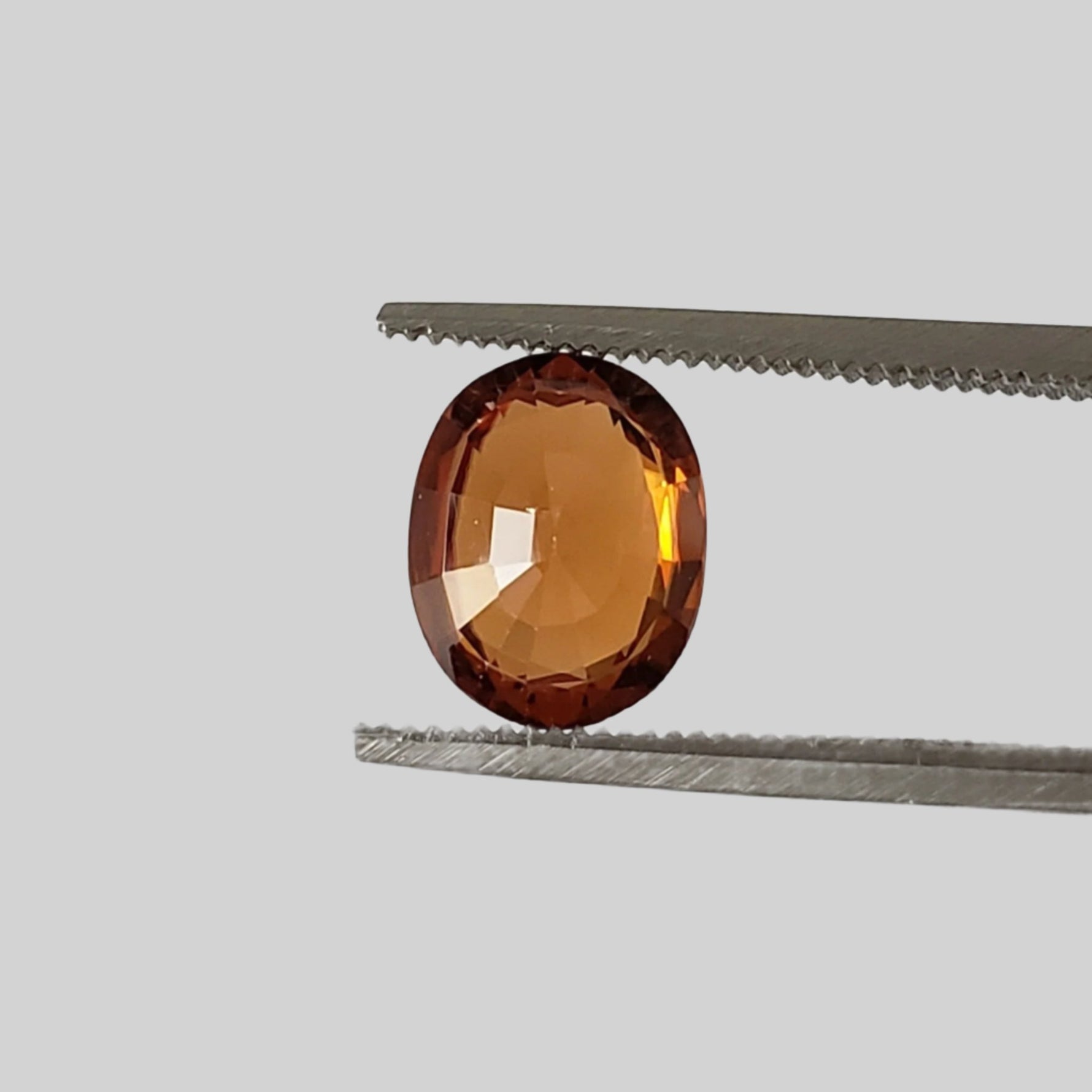  Zircon | Oval Cut | Rich Orange | 8.5x6.5mm 2Ct | Cambodia 1