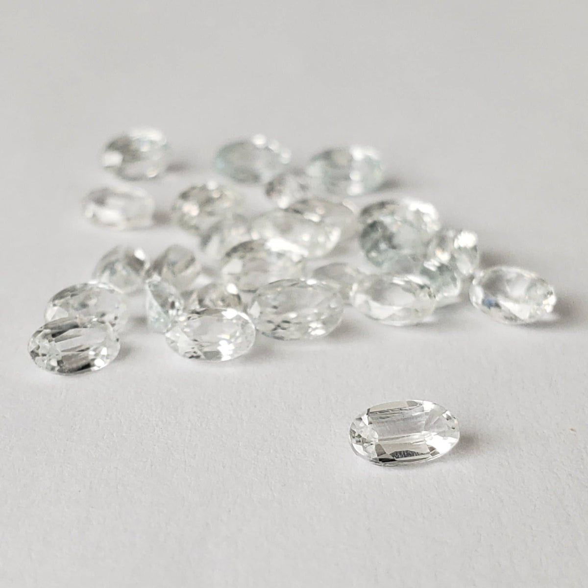  Zircon | Oval Cut | White | 5x3mm | SO24 
