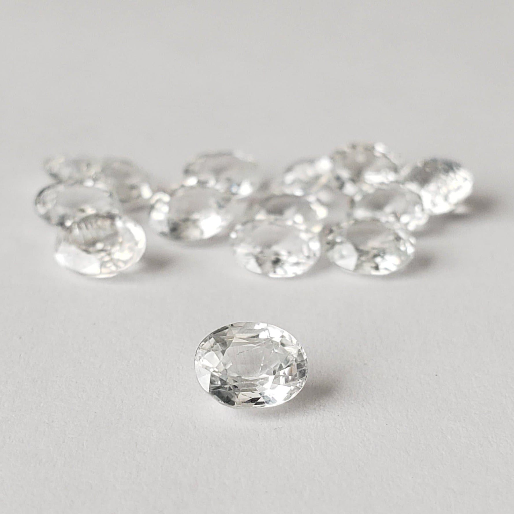  Zircon | Oval Cut | White | 6x5mm | SO24 