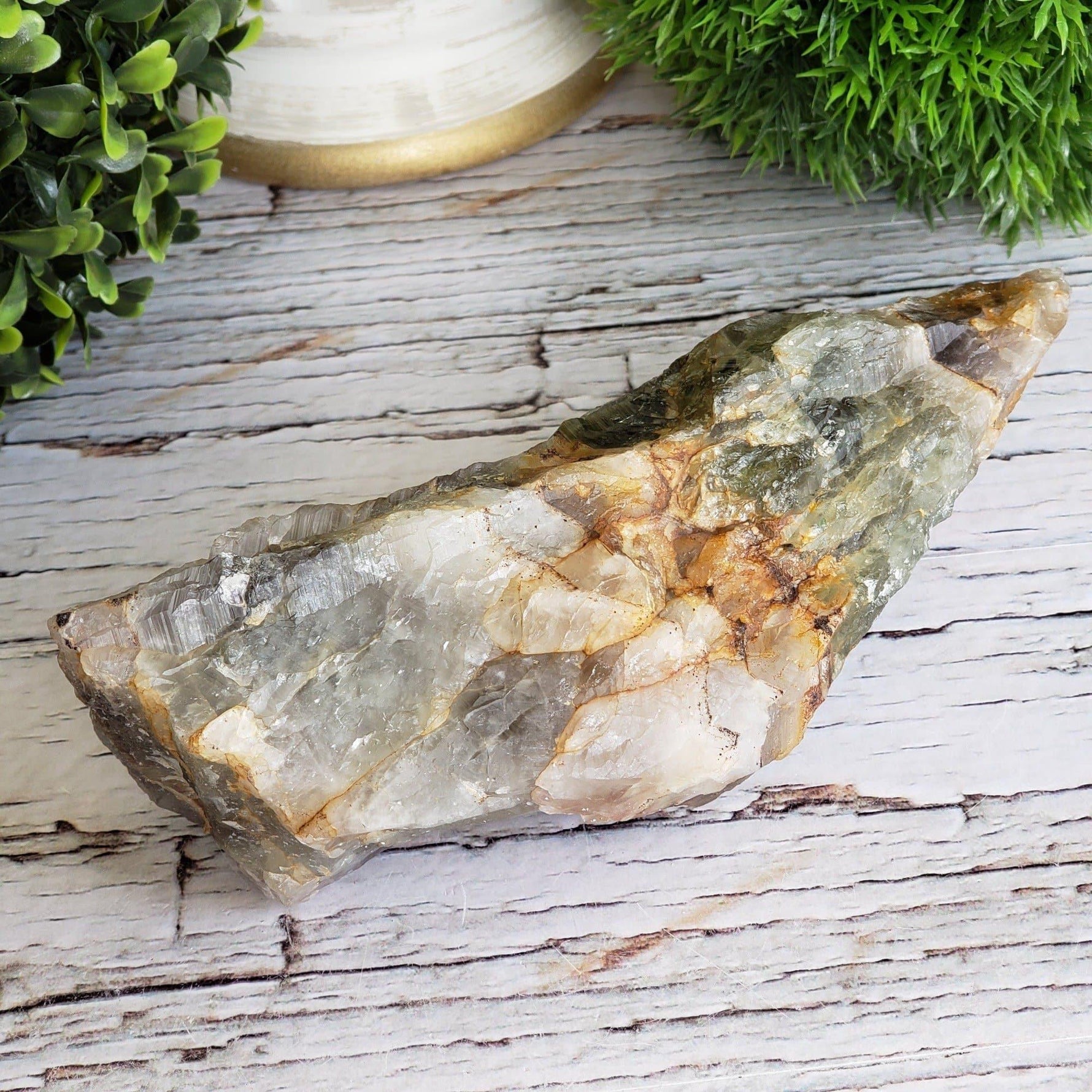  Zoned Amethyst Lapidary, Mineral Crystal,  Thunder Bay, Ontario, Canada | SO24 2