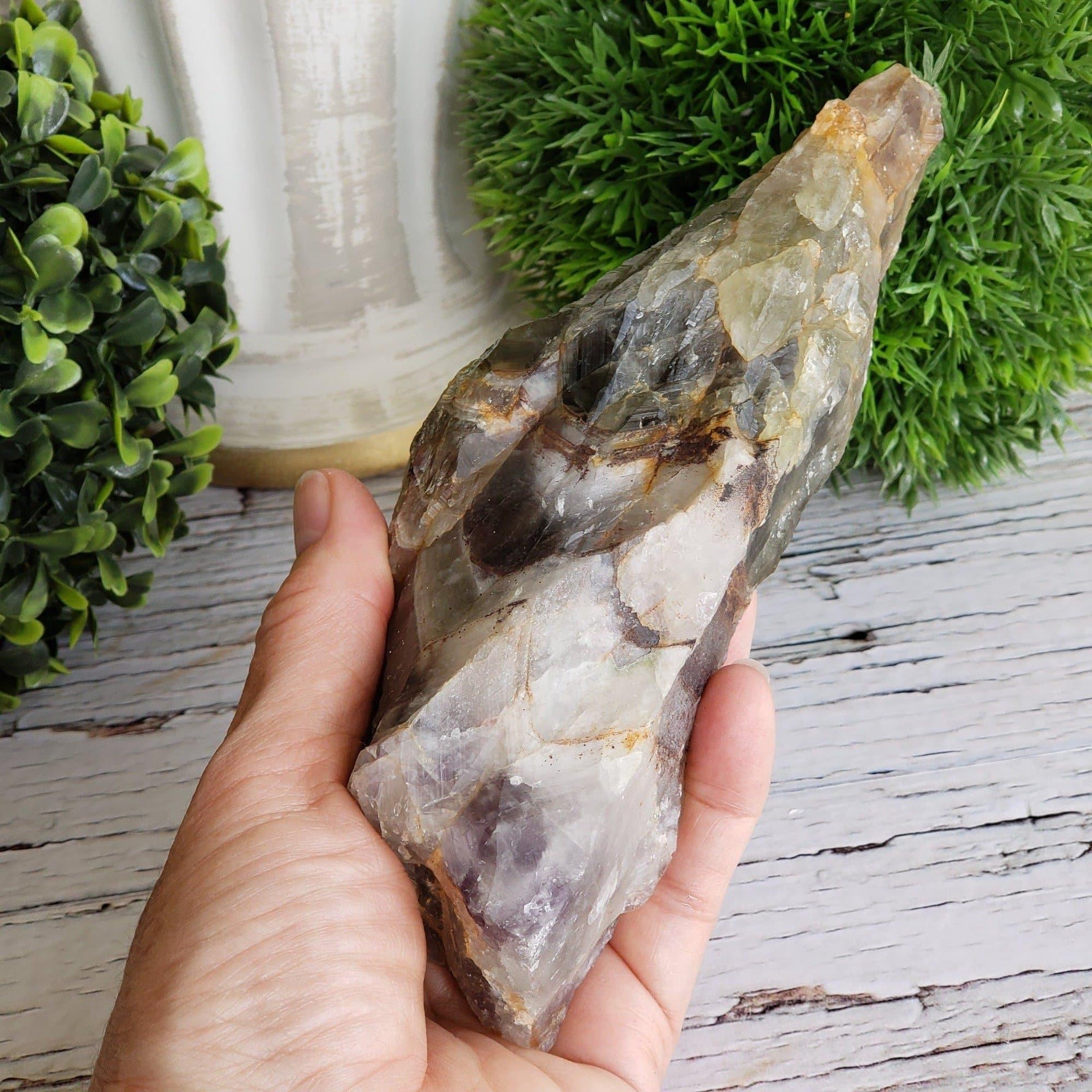  Zoned Amethyst Lapidary, Mineral Crystal,  Thunder Bay, Ontario, Canada | SO24 3