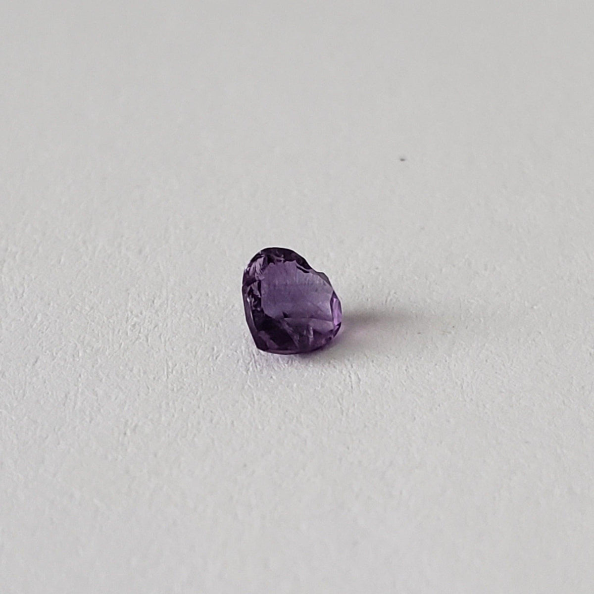  Amethyst | Heart Shape Cut | Purple | 4.8x4.6mm 0.32ct 