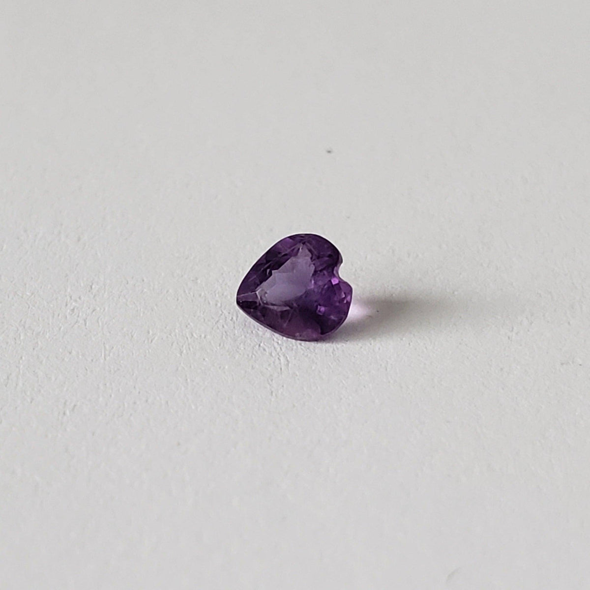  Amethyst | Heart Shape Cut | Purple | 4.8x4.6mm 0.32ct 