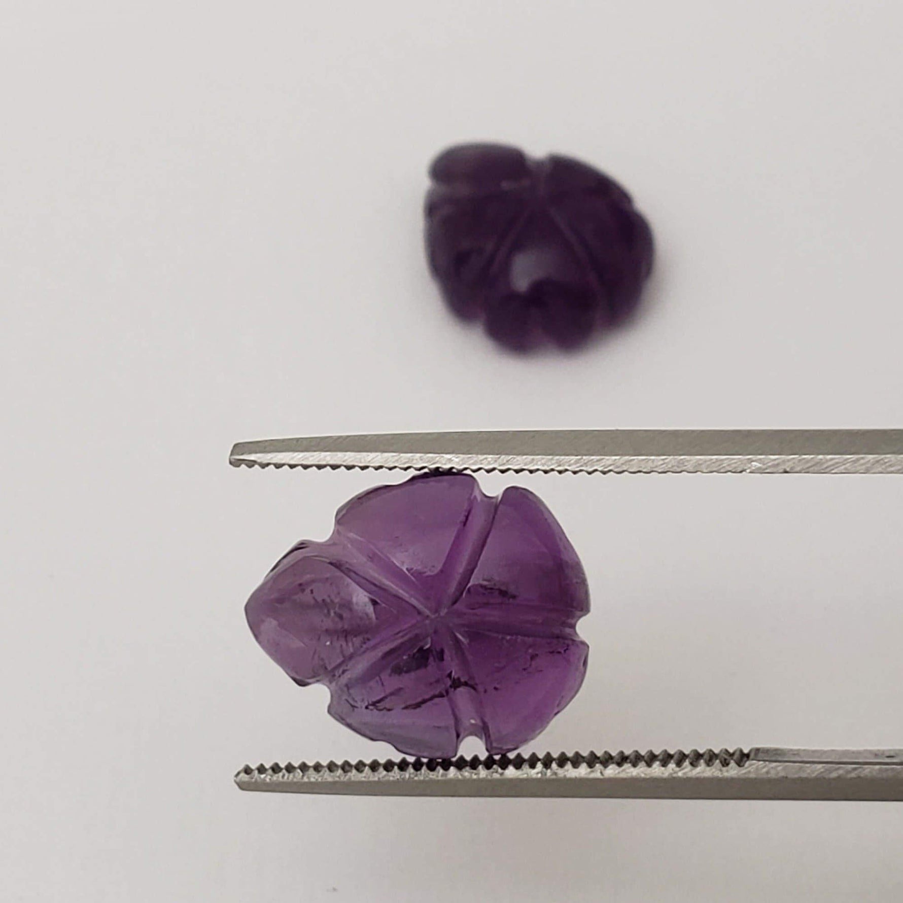 Amethyst | Carved Leaf Briolette | Purple | 12.5x10.5mm | Uruguay | Canagem.com