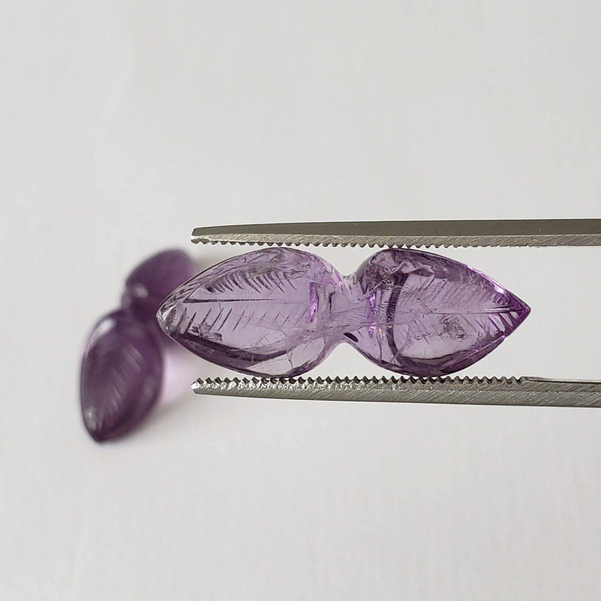 Amethyst Pair | Carved Leaf Shape | Purple | 21x17.5mm | Canagem.com