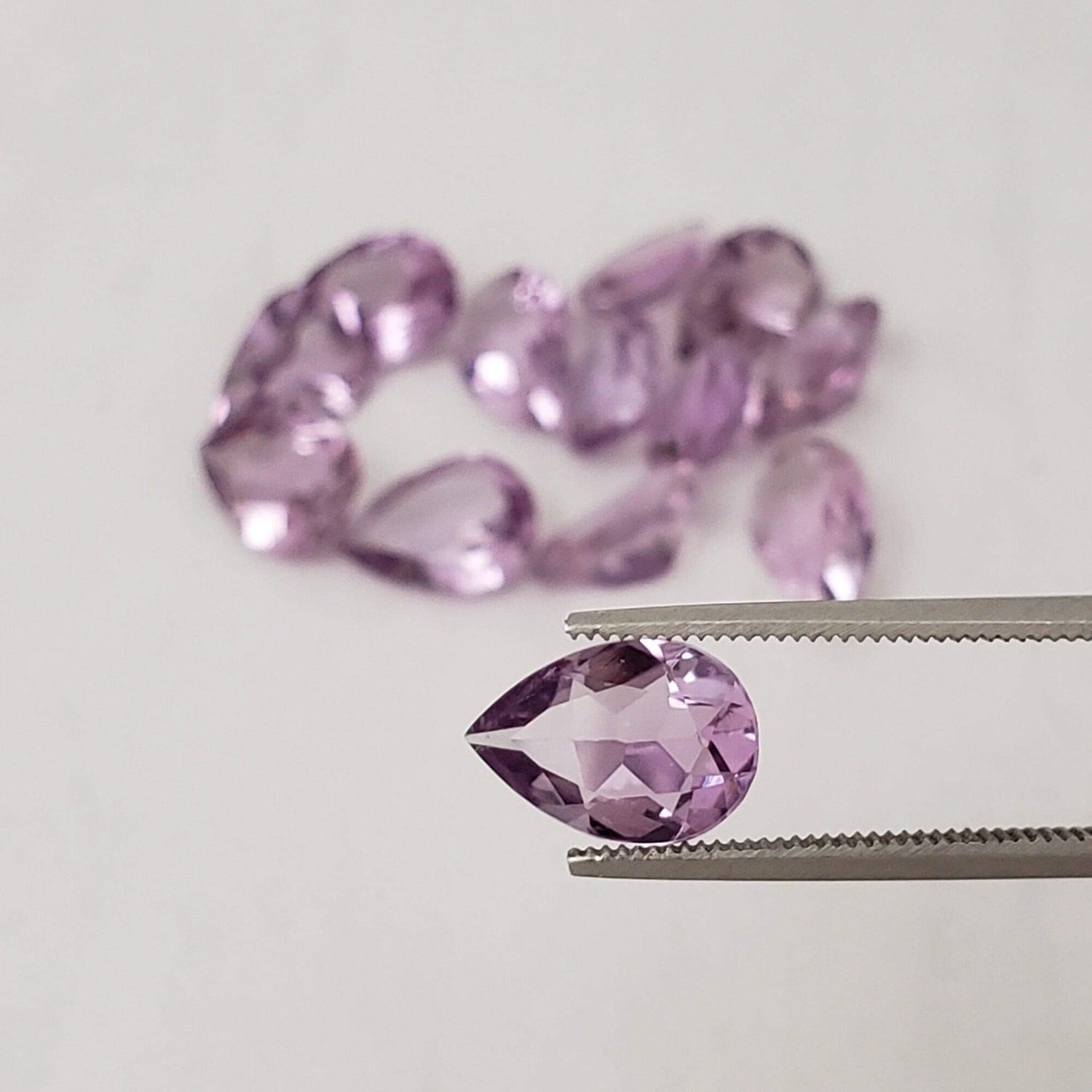 Amethyst | Pear Shape Cut | Bright Purple | 10x7mm | Canagem.com