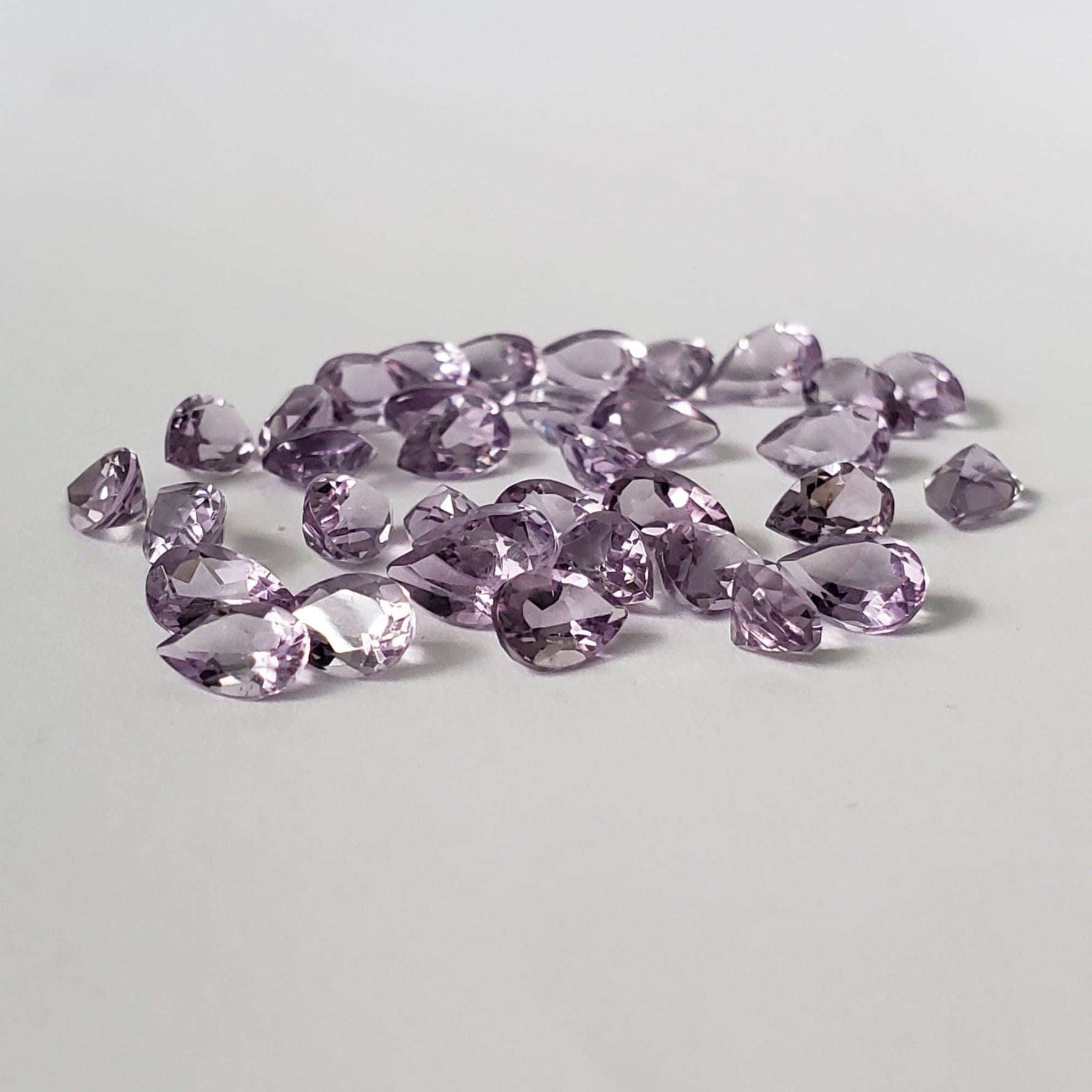 Amethyst | Pear Shape Cut | Bright Purple | 6x4mm | Canagem.com