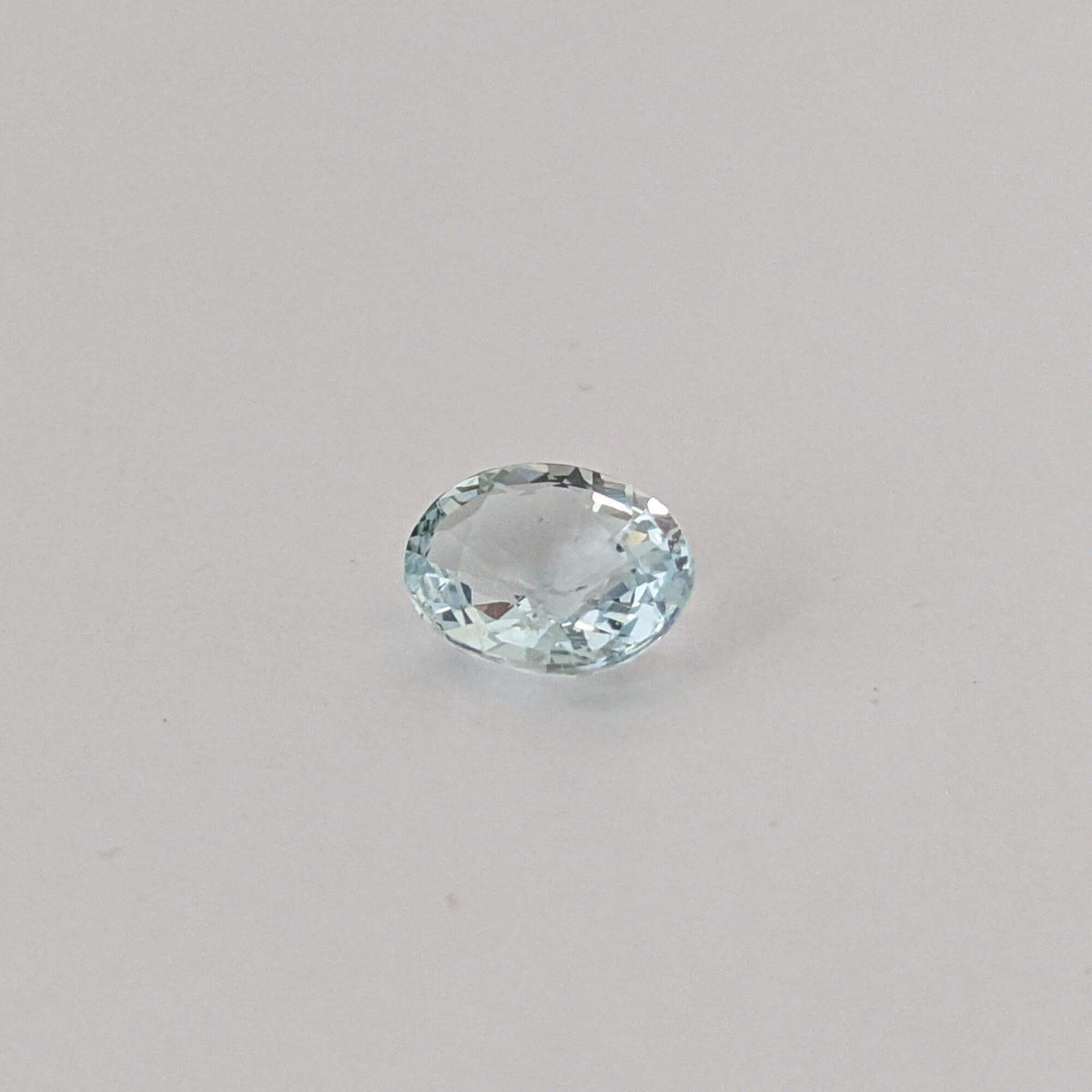 Aquamarine | Oval Cut | Medium Blue | 8x6 mm 1.25ct | Brazil