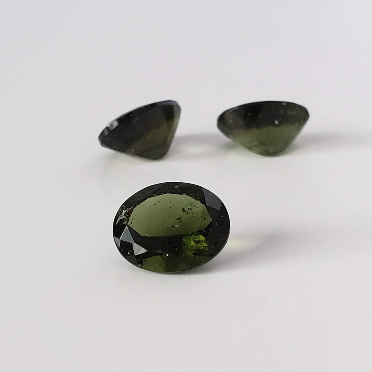 Authentic Moldavite | Oval Cut | 10x8mm | Chlum Region, Czech Republic