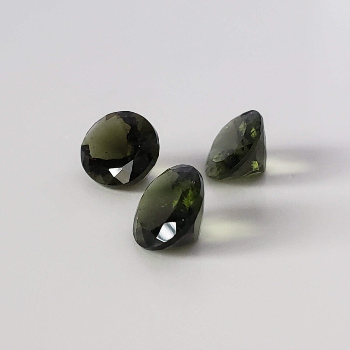 Authentic Moldavite | Oval Cut | 10x8mm | Chlum Region, Czech Republic