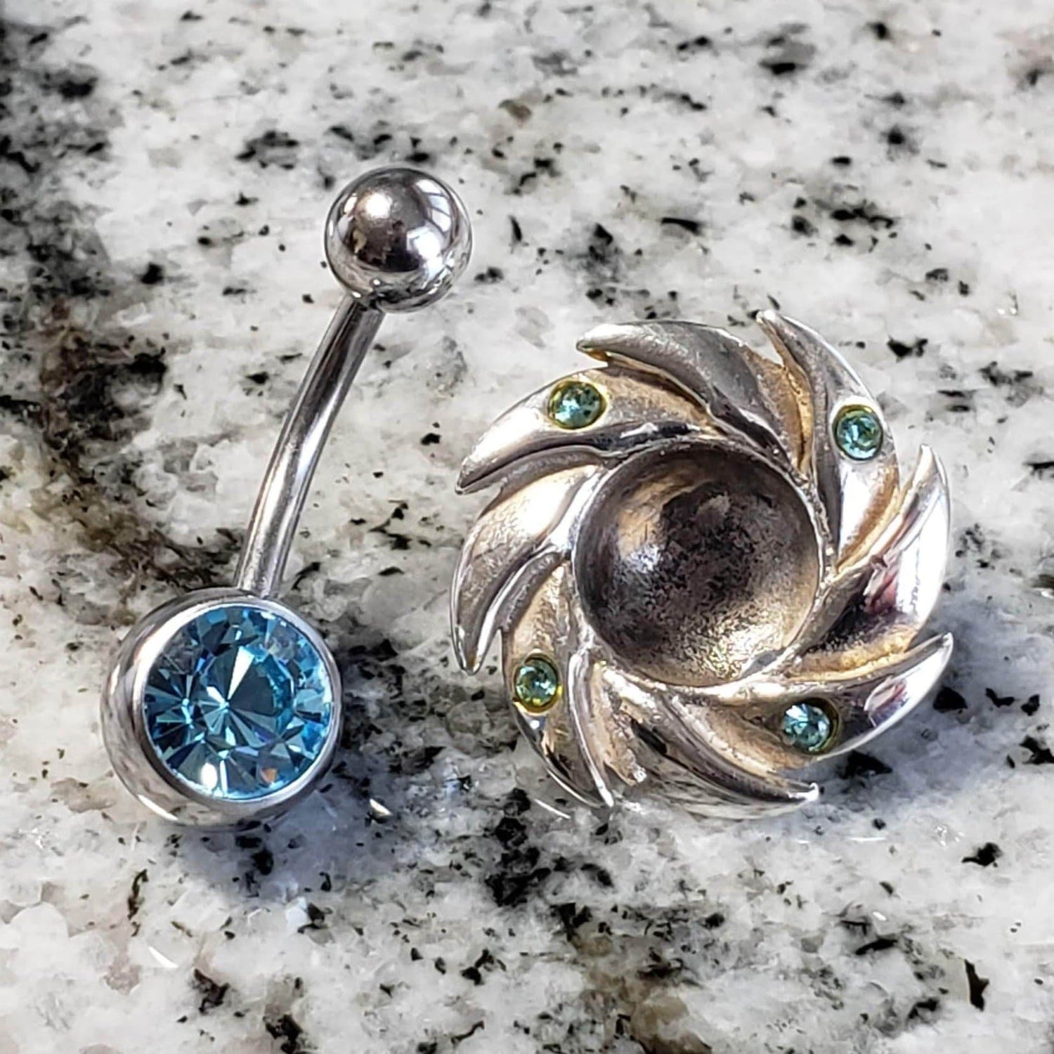 Belly Ring with Navel Shield | Surgical Steel and 925 Silver | Aquamarine Crystal | Canagem.com