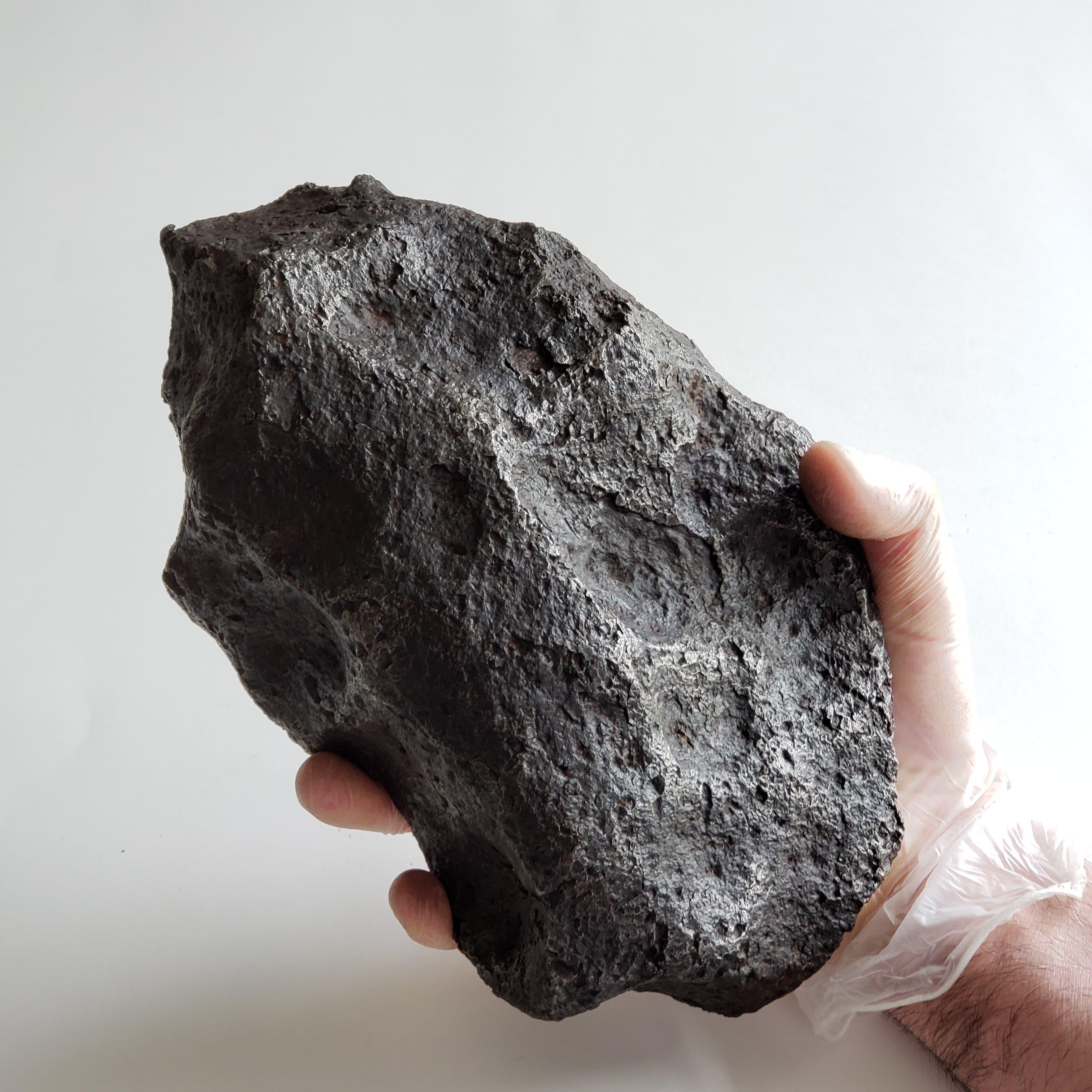 Campo del Cielo Meteorite | 7.930 Kg | Individual | Iron IAB-MG | Massive |  Thumbprints | Argentina