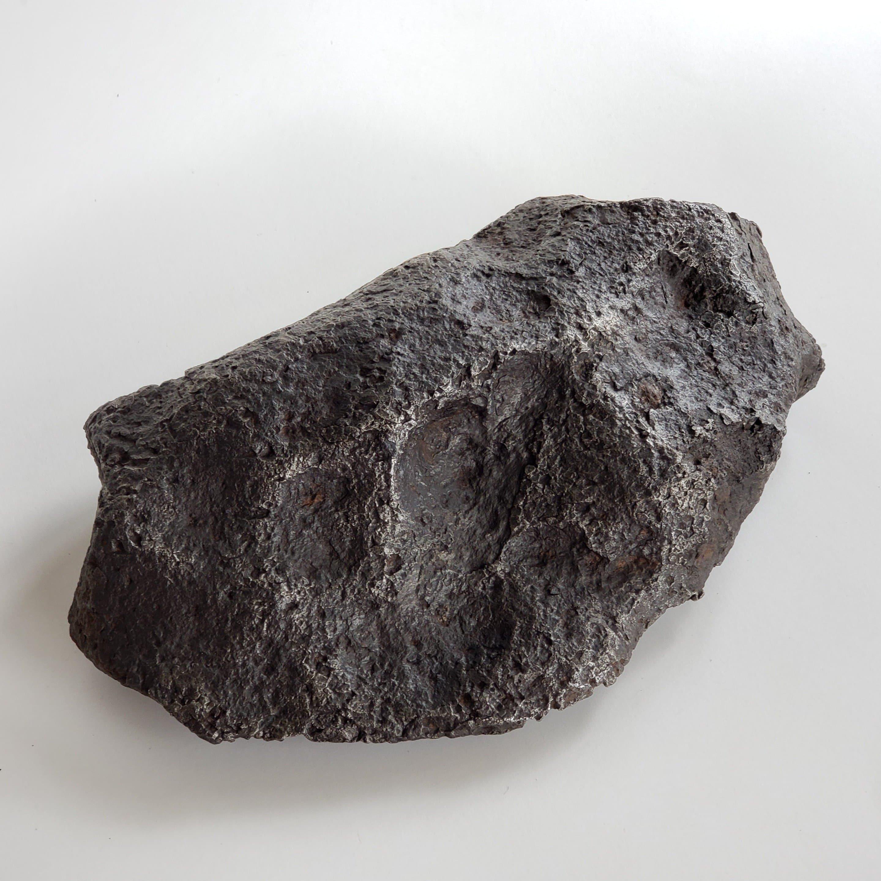 Campo del Cielo Meteorite | 7.930 Kg | Individual | Iron IAB-MG | Massive |  Thumbprints | Argentina