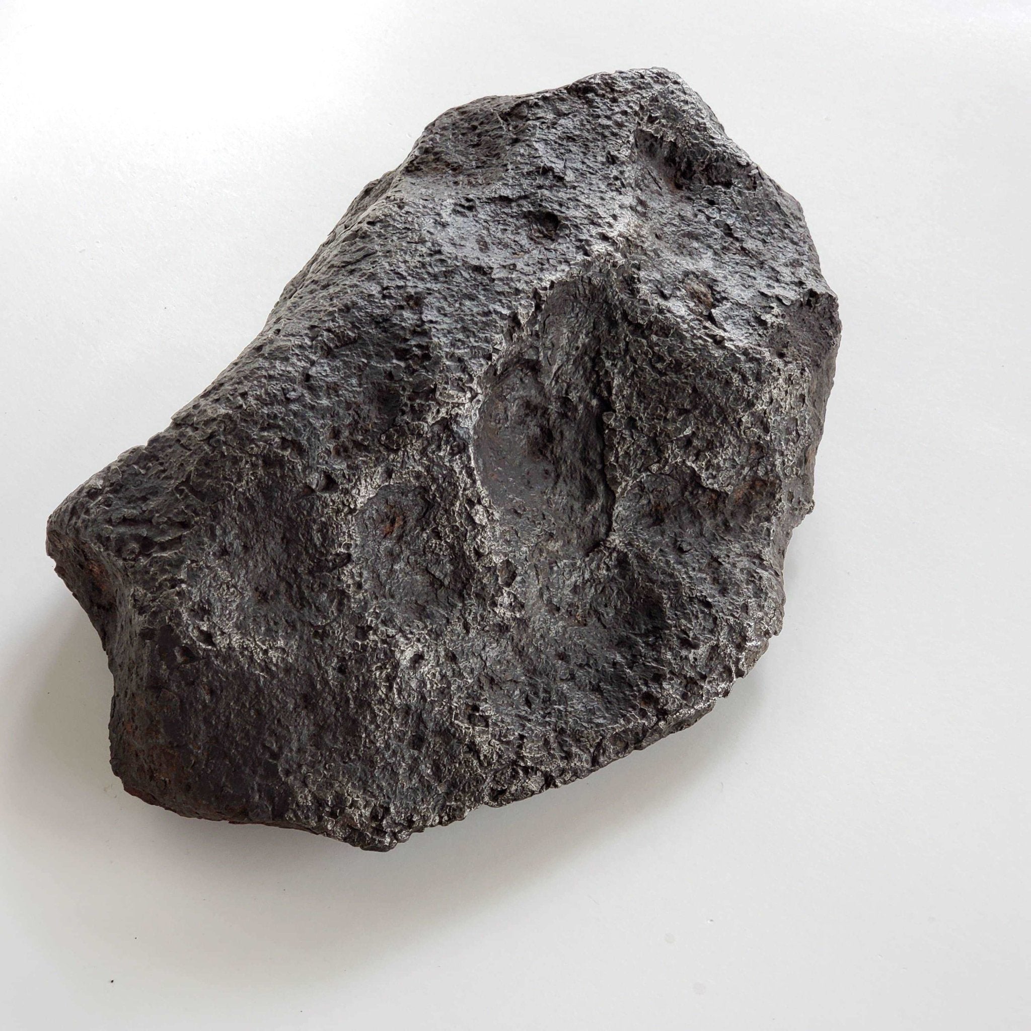 Campo del Cielo Meteorite | 7.930 Kg | Individual | Iron IAB-MG | Massive |  Thumbprints | Argentina