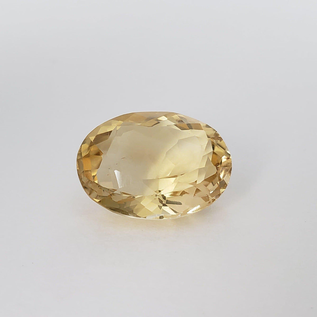 Citrine | Unheated Citrine | Oval Cut | Golden Yellow | 19.9x15.7mm 17.44ct | Madagascar