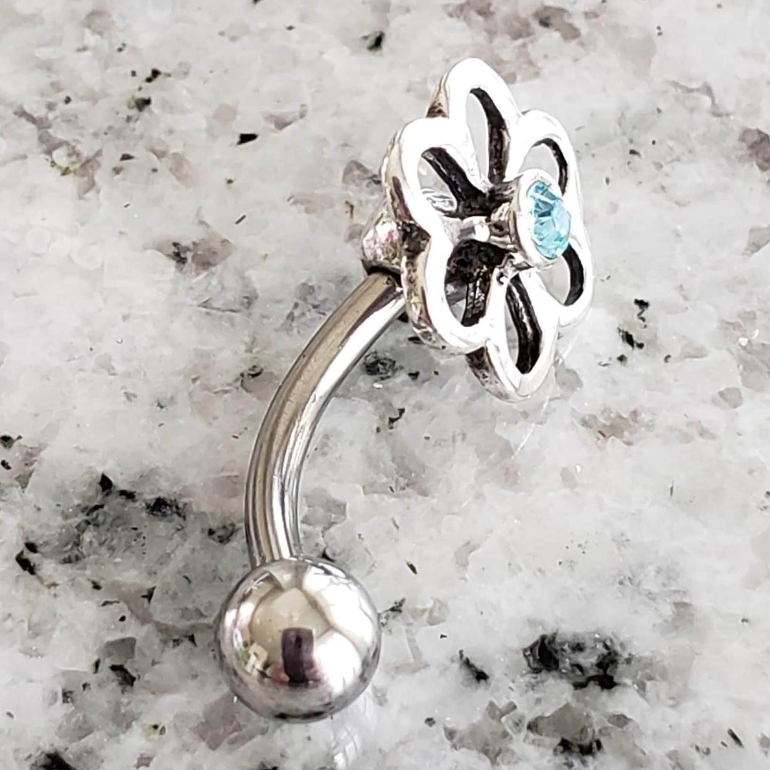 Flower Belly Ring | Surgical Steel and 925 Silver | Aquamarine Crystal | Canagem.com